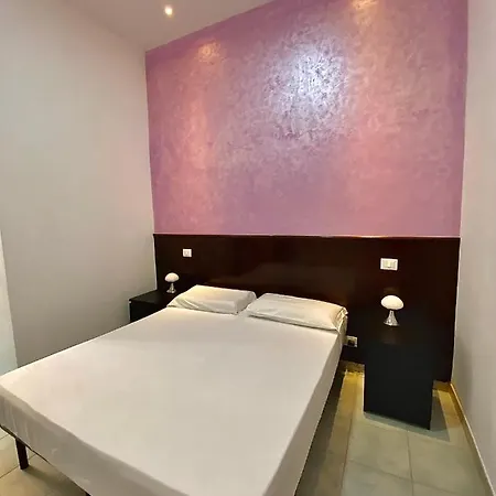 Termini 4 ゲストハウス 3*