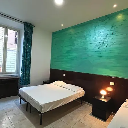 Termini 4 ゲストハウス